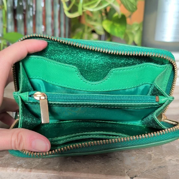 Tory Burch Vibrant Green Zip Wallet - Picture 6 of 10